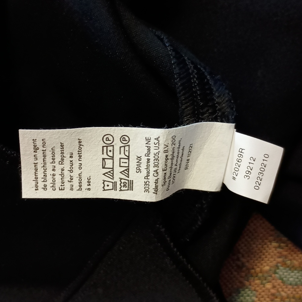 NWOT SPANX The Black Pencil Skirt 20269R Sz L - Picture 8 of 13